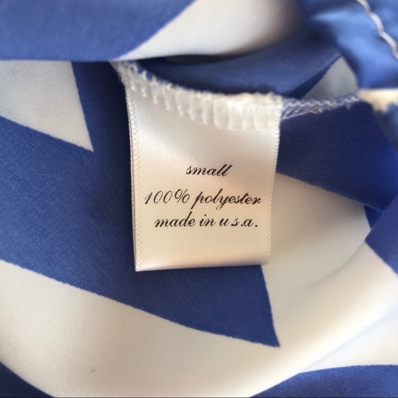 Francesca’s Collections Chevron Boatneck Blouse - Picture 7 of 7